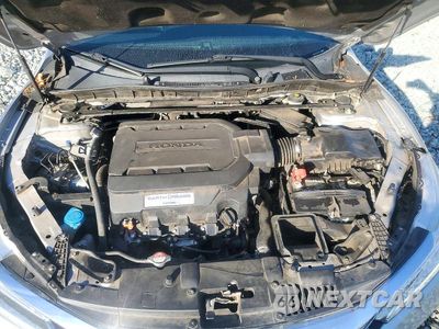 Zdjęcie 11 z 12 samochodu: 2016 HONDA ACCORD TOURING VIN:1HGCR3F9XGA021891 - miniatura