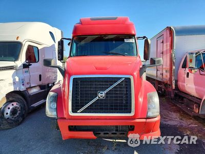 Piąte zdjęcie samochodu w środku: 2015 VOLVO VNL SEMI TRUCK VIN:4V4NC9EJ1FN188515 - miniatura
