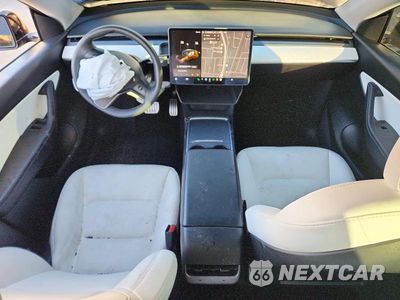 Zdjęcie 8 z 13 samochodu: 2022 TESLA MODEL Y VIN:7SAYGDEFXNF341663 - miniatura