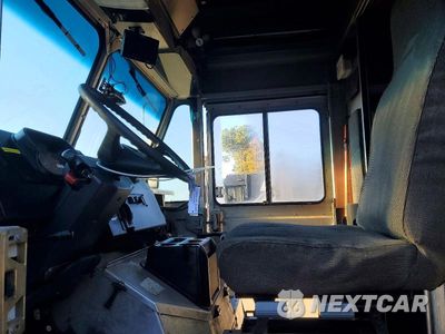 Zdjęcie 7 z 13 samochodu: 2021 FREIGHTLINER MT45G DELIVERY TRUCK VIN:4UZAC2GA4MCMM9624 - miniatura