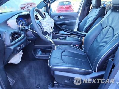 Zdjęcie 7 z 14 samochodu: 2026 CHRYSLER PACIFICA LIMITED VIN:2C4RC1GG9TR262827 - miniatura