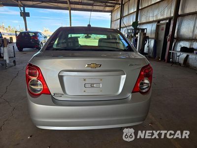 Zdjęcie 6 z 12 samochodu: 2015 CHEVROLET SONIC LS VIN:1G1JA5SH0F4126614 - miniatura