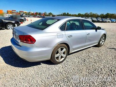Trzecie zdjęcie samochodu z tyłu: 2012 VOLKSWAGEN PASSAT SE VIN:1VWBP7A38CC028697 - miniatura