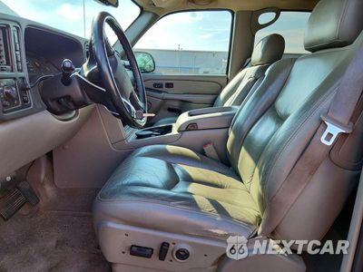 Zdjęcie 7 z 13 samochodu: 2004 CHEVROLET TAHOE K1500 VIN:1GNEK13T74R199665 - miniatura