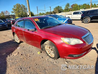 Czwarte zdjęcie samochodu z boku: 2013 CHRYSLER 200 LIMITED VIN:1C3CCBCG7DN504518 - miniatura