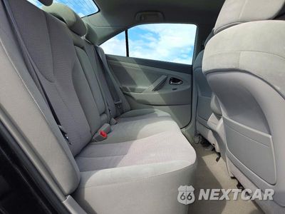Zdjęcie 10 z 12 samochodu: 2010 TOYOTA CAMRY LE VIN:4T4BF3EK9AR021878 - miniatura