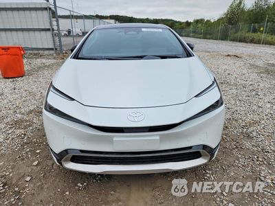 Piąte zdjęcie samochodu w środku: 2026 TOYOTA PRIUS PLUG-IN HYBRID XSE PREMIUM VIN:JTDACACU1T3077852 - miniatura