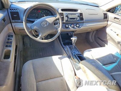 Zdjęcie 8 z 12 samochodu: 2004 TOYOTA CAMRY LE VIN:4T1BE32K24U879599 - miniatura