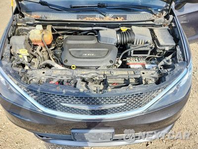 Zdjęcie 12 z 13 samochodu: 2017 CHRYSLER PACIFICA TOURING VIN:2C4RC1DG1HR508250 - miniatura