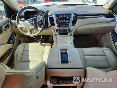 Zdjęcie 8 z 12 samochodu: 2019 GMC YUKON XL DENALI VIN:1GKS2HKJ6KR108858 - miniatura