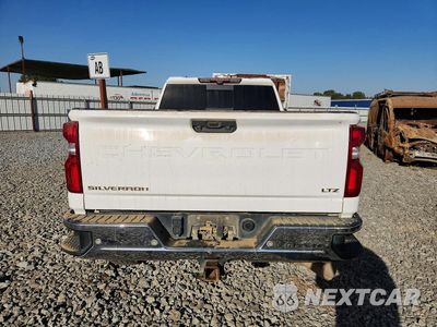 Zdjęcie 6 z 12 samochodu: 2020 CHEVROLET SILVERADO K2500 HEAVY DUTY LTZ VIN:1GC4YPEY5LF232256 - miniatura