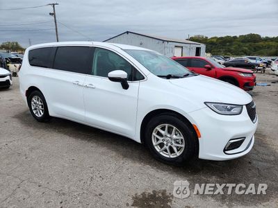 Czwarte zdjęcie samochodu z boku: 2023 CHRYSLER PACIFICA TOURING L VIN:2C4RC1BG6PR620690 - miniatura