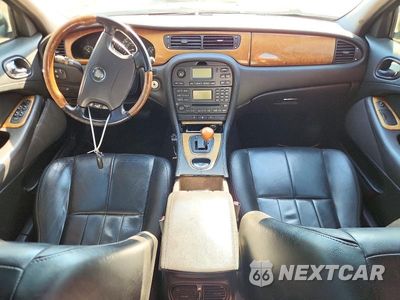Zdjęcie 8 z 13 samochodu: 2004 JAGUAR S-TYPE 4.2 VIN:SAJEA01U24HN02599 - miniatura
