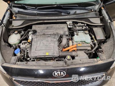 Zdjęcie 12 z 13 samochodu: 2017 KIA NIRO LX VIN:KNDCB3LC7H5049385 - miniatura