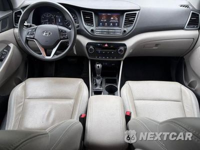 Zdjęcie 9 z 10 samochodu: 2018 HYUNDAI TUCSON SEL VIN:KM8J3CA41JU714885 - miniatura