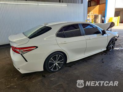 Trzecie zdjęcie samochodu z tyłu: 2020 TOYOTA CAMRY SE VIN:4T1G11AK4LU927044 - miniatura