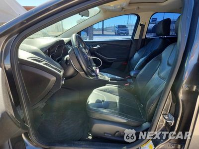 Zdjęcie 7 z 12 samochodu: 2016 FORD FOCUS SE VIN:1FADP3K28GL262537 - miniatura