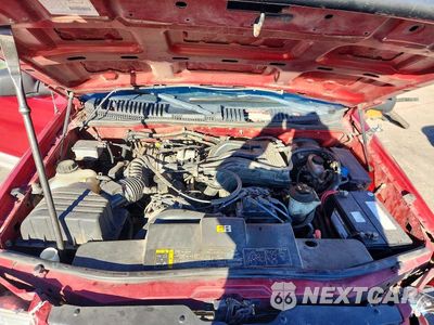 Zdjęcie 12 z 13 samochodu: 2002 FORD EXPLORER XLT VIN:1FMZU73E42ZA60112 - miniatura