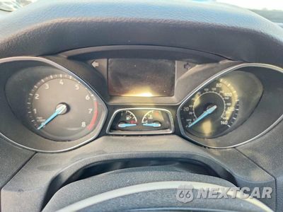 Zdjęcie 9 z 14 samochodu: 2018 FORD FOCUS SEL VIN:1FADP3H26JL259165 - miniatura