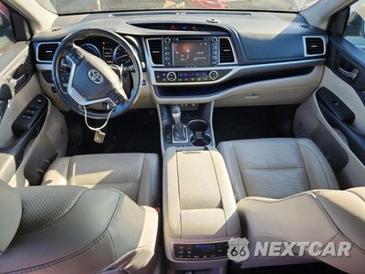 Zdjęcie 8 z 13 samochodu: 2019 TOYOTA HIGHLANDER HYBRID LIMITED PLATINUM VIN:5TDDGRFHXKS060673 - miniatura