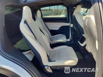 Zdjęcie 11 z 14 samochodu: 2022 TESLA MODEL X VIN:7SAXCBE55NF362021 - miniatura