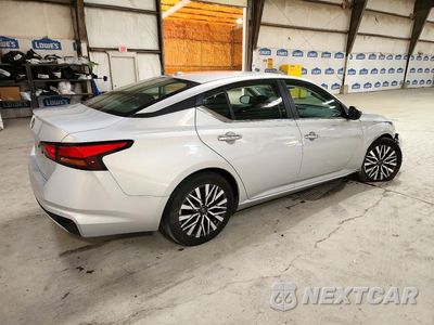 Trzecie zdjęcie samochodu z tyłu: 2025 NISSAN ALTIMA SV VIN:1N4BL4DV2SN402952 - miniatura