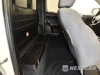 Zdjęcie 10 z 13 samochodu: 2021 TOYOTA TACOMA SR VIN:3TYRX5GN5MT027820 - miniatura