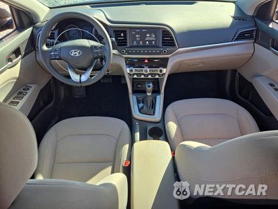 Zdjęcie 8 z 13 samochodu: 2020 HYUNDAI ELANTRA SEL VIN:KMHD84LF3LU921686 - miniatura