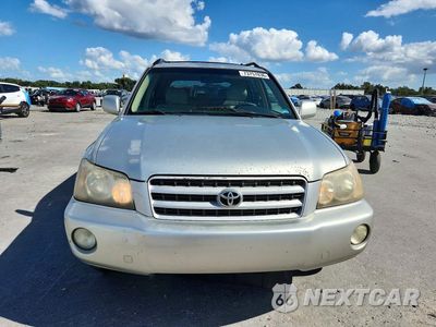 Piąte zdjęcie samochodu w środku: 2003 TOYOTA HIGHLANDER LIMITED VIN:JTEGF21AX30090970 - miniatura
