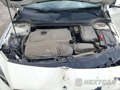 Zdjęcie 11 z 13 samochodu: 2017 MERCEDES-BENZ CLA 250 VIN:WDDSJ4EB7HN459618 - miniatura