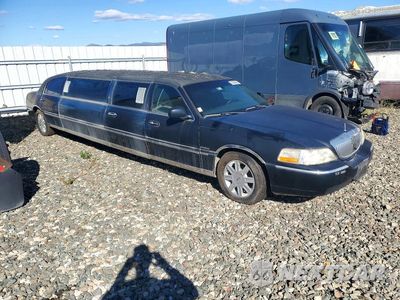 Czwarte zdjęcie samochodu z boku: 2007 LINCOLN TOWN CAR EXECUTIVE VIN:1L1FM88W37Y601305 - miniatura