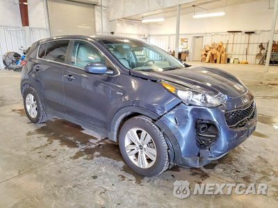 Czwarte zdjęcie samochodu z boku: 2017 KIA SPORTAGE LX VIN:KNDPMCAC6H7230500 - miniatura