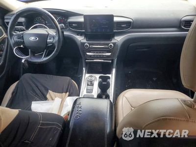 Zdjęcie 8 z 12 samochodu: 2020 FORD EXPLORER XLT VIN:1FMSK7DH0LGB00859 - miniatura