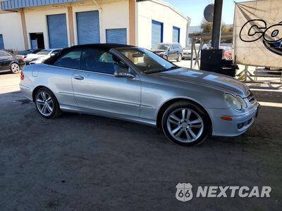 Czwarte zdjęcie samochodu z boku: 2008 MERCEDES-BENZ CLK 350 VIN:WDBTK56F88F242977 - miniatura