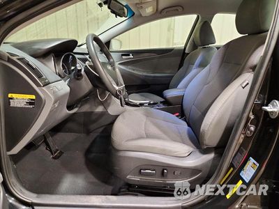 Zdjęcie 7 z 13 samochodu: 2014 HYUNDAI SONATA GLS VIN:5NPEB4AC2EH901297 - miniatura