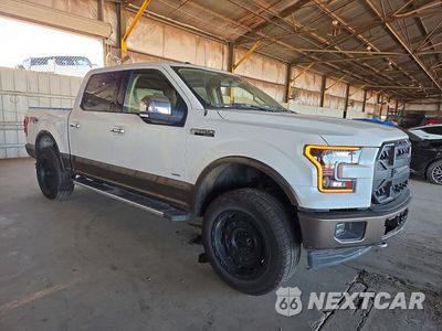 Czwarte zdjęcie samochodu z boku: 2017 FORD F150 LARIAT VIN:1FTEW1EP4HFA20079 - miniatura