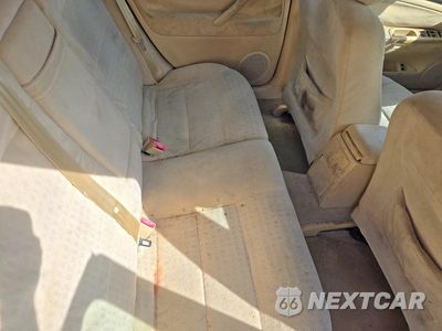 Zdjęcie 10 z 12 samochodu: 2003 VOLKSWAGEN PASSAT GL VIN:WVWND63B73E324757 - miniatura
