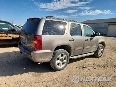 Trzecie zdjęcie samochodu z tyłu: 2011 CHEVROLET TAHOE K1500 LT VIN:1GNSKBE07BR373968 - miniatura