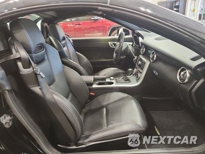Zdjęcie 10 z 12 samochodu: 2015 MERCEDES-BENZ SLK 250 VIN:WDDPK4HA4FF098135 - miniatura