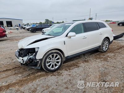 2015 LINCOLN MKT 2LMHJ5AT4FBL04784 - główne zdjęcie licytacji z USA - miniatura