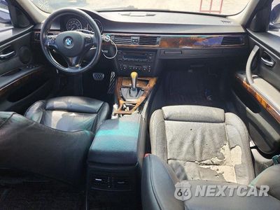 Zdjęcie 8 z 12 samochodu: 2006 BMW 330 I VIN:WBAVB33516PS10595 - miniatura