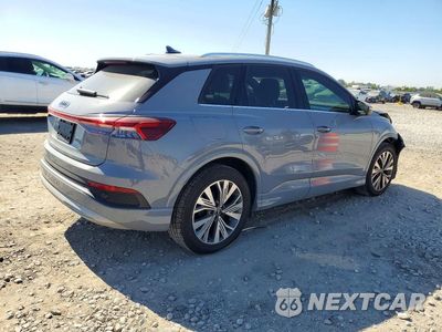 Trzecie zdjęcie samochodu z tyłu: 2023 AUDI Q4 E-TRON PREMIUM VIN:WA1ACBFZ1PP033100 - miniatura