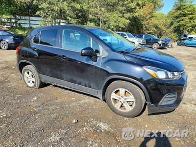 Czwarte zdjęcie samochodu z boku: 2022 CHEVROLET TRAX LS VIN:KL7CJKSM8NB520185 - miniatura