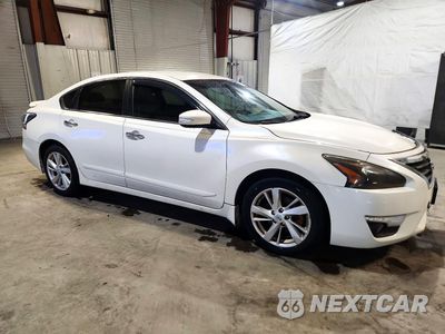 Czwarte zdjęcie samochodu z boku: 2015 NISSAN ALTIMA 2.5 SL VIN:1N4AL3APXFN352609 - miniatura