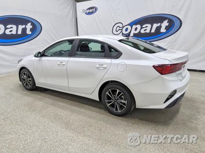 Drugie zdjęcie samochodu z przodu: 2024 KIA FORTE LXS VIN:3KPF24AD2RE733104 - miniatura