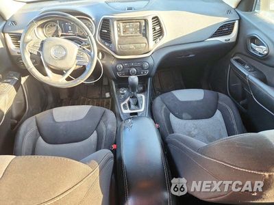 Zdjęcie 8 z 13 samochodu: 2014 JEEP CHEROKEE LATITUDE VIN:1C4PJMCS8EW179635 - miniatura