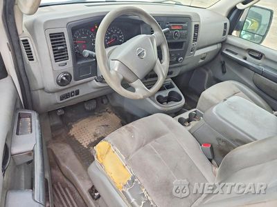 Zdjęcie 8 z 12 samochodu: 2012 NISSAN NV 2500 HD S VIN:1N6AF0LYXCN100843 - miniatura