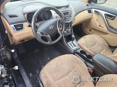 Zdjęcie 8 z 12 samochodu: 2013 HYUNDAI ELANTRA GLS VIN:5NPDH4AE9DH404404 - miniatura