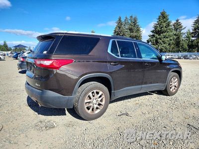 Trzecie zdjęcie samochodu z tyłu: 2018 CHEVROLET TRAVERSE LT VIN:1GNERGKW5JJ164529 - miniatura