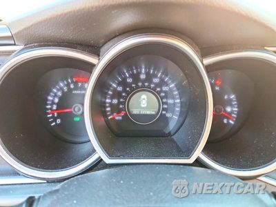 Zdjęcie 9 z 13 samochodu: 2015 KIA OPTIMA LX VIN:KNAGM4A72F5649197 - miniatura